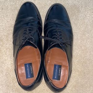 Men’s dress shoes black 10 1/2